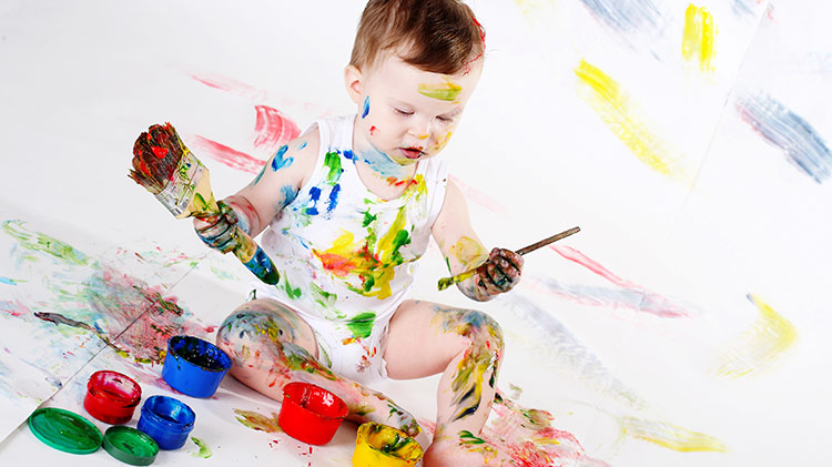 vz_arts_messy_art_toddler_750x421_jun15.jpg